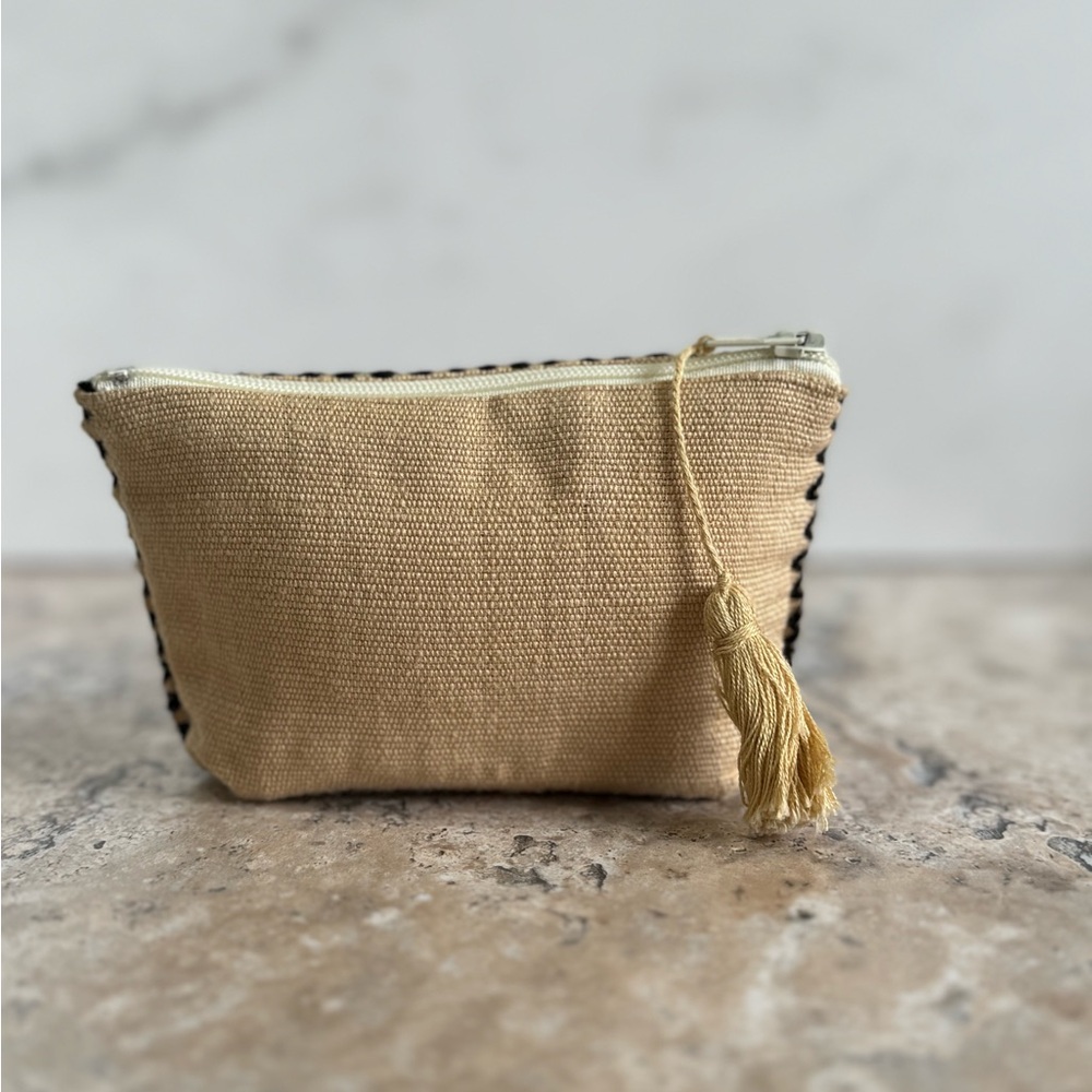 Embroidered Padded Pouch - Picture 6 of 9
